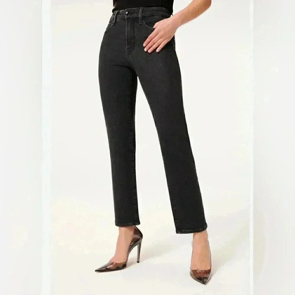 Good American “good legs straight” stretch casual 5 pocket black denim jean 2